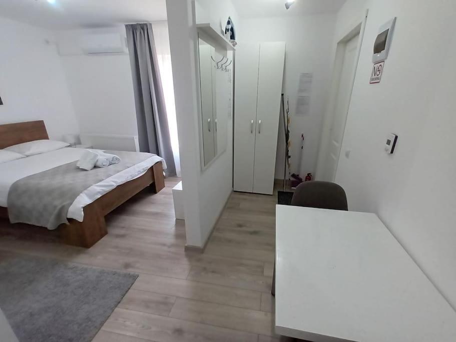 Old Town Studio 2 Apartment Nr 4 Baia Mare Exterior photo